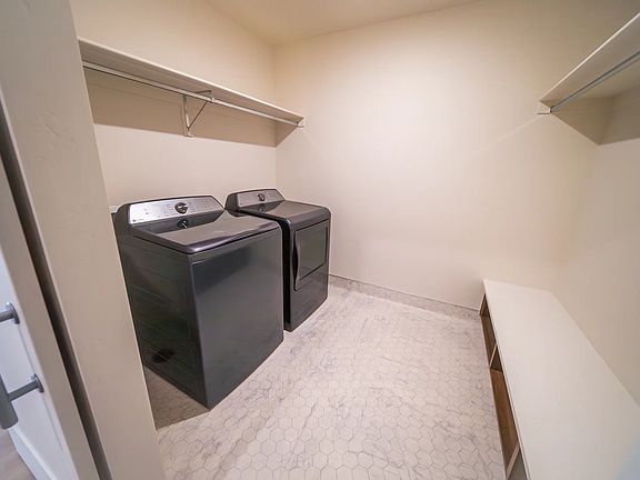 5th image of 6121 S Highland Dr #4af8e5e61