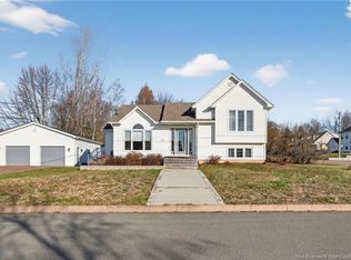 25 Cap Pele Ct, Dieppe, NB E1A 6Z2