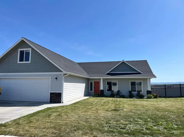 3237 Pathfinder Way, Lewiston, ID 83501