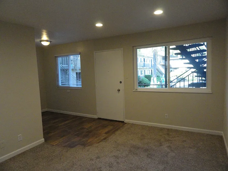 Marin Royal Apartments LLC — Photo 54