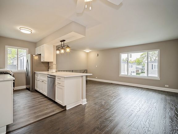 3rd image of 1340 Cove Dr #231D