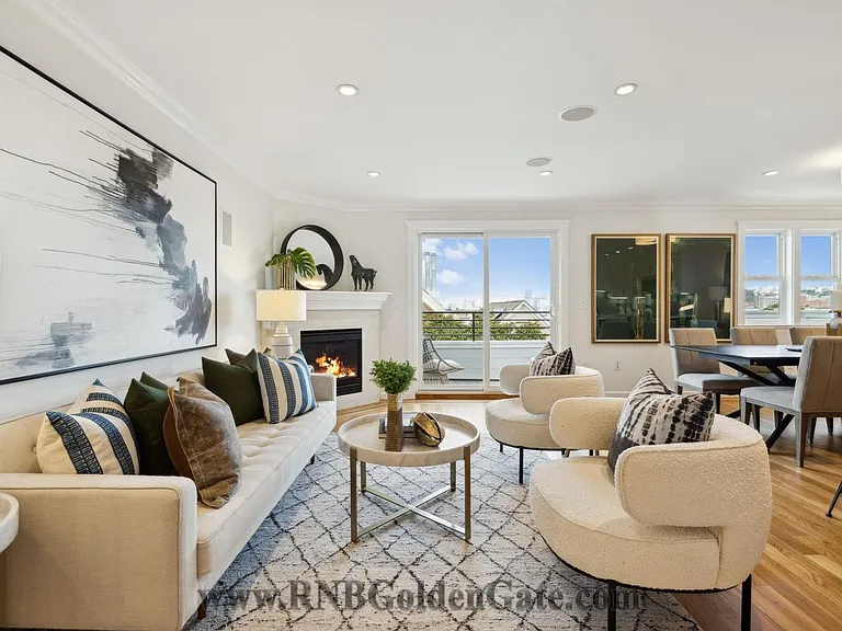 60 Bessie St #B — Photo 5