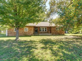 310 S Seneker St, Miller, MO 65707