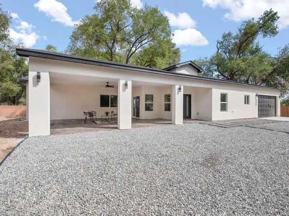 808 Montoya St NW, Albuquerque, NM 87104