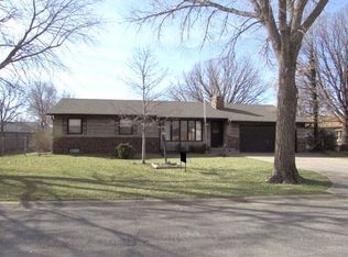 217 Dold Dr, Garden Plain, KS 67050