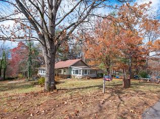 215 Palmer Rd, Franklin, NC 28734