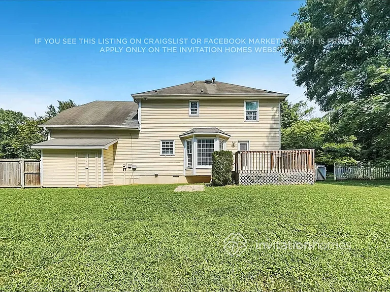 4351 Lakeside Hills Way NE — Photo 21