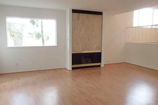 4808 La Villa Marina #J — Photo 4