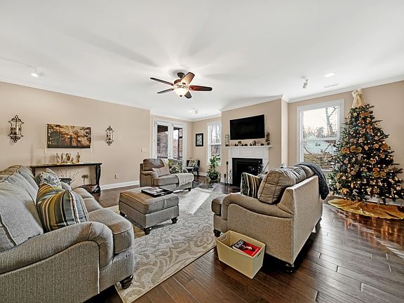 4th image of 14019 Rhone Valley Dr