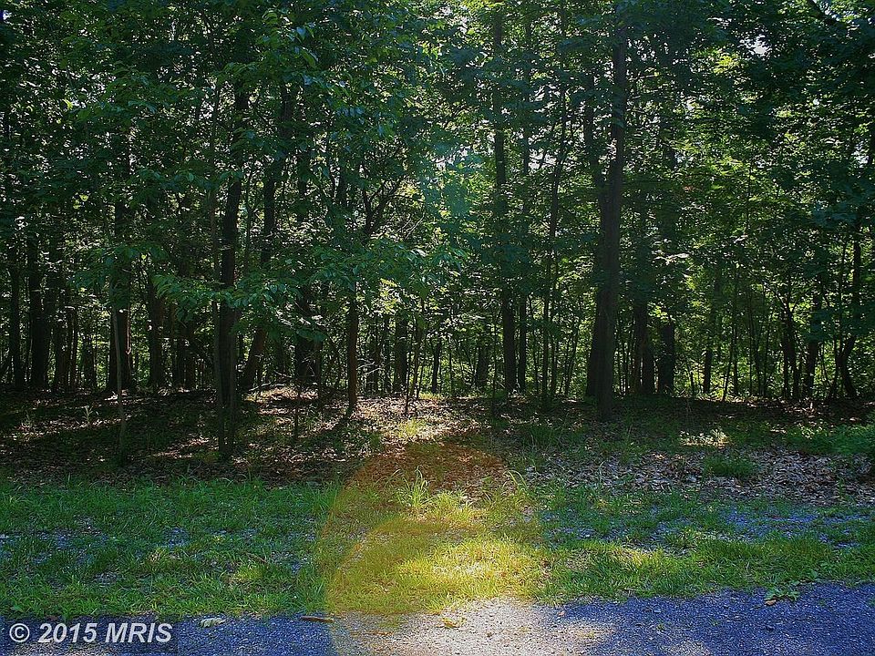 QUIET & PEACEFUL CRESSEN RUN SUBDIVISION