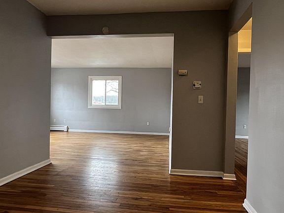 2nd image of 27 Tompkins St #1