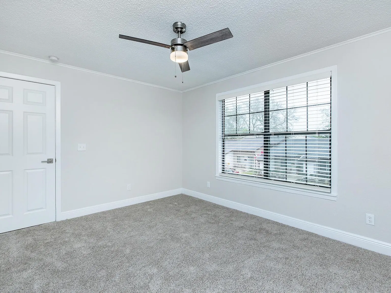 Palm Flats Apartments — Photo 2