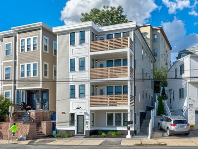 1152 Bennington St #2, Boston, MA, 02128
