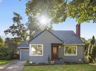 703 NW Chestnut St, Vancouver, WA 98660
