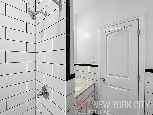 Rented by Keller Williams NYC | media 17