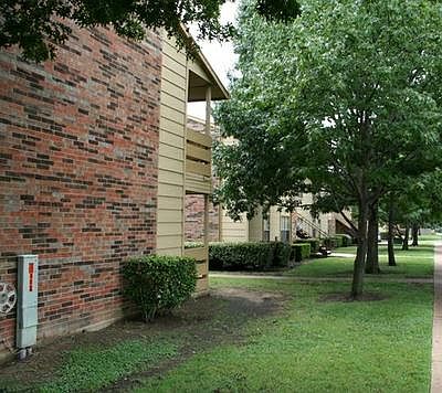 1st image of 1300 Redbud Blvd