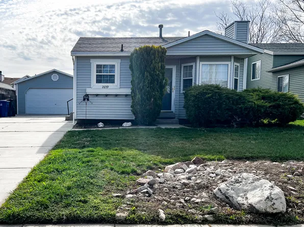 2659 S Twain Dr, Magna, UT 84044