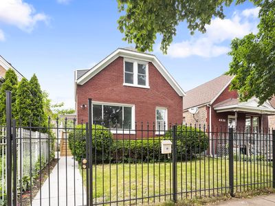 4940 W Kamerling Ave, Chicago, IL, 60651