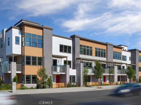 823 S Grable Cir, Orange, CA 92868