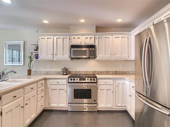 5th image of 4505 S Yosemite St Unit 121