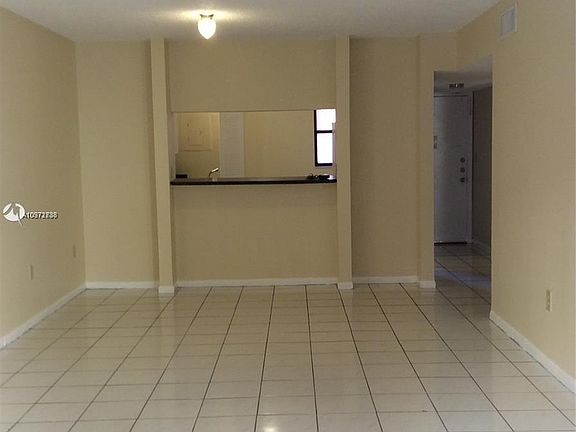2nd image of 1800 W 54th St APT 116