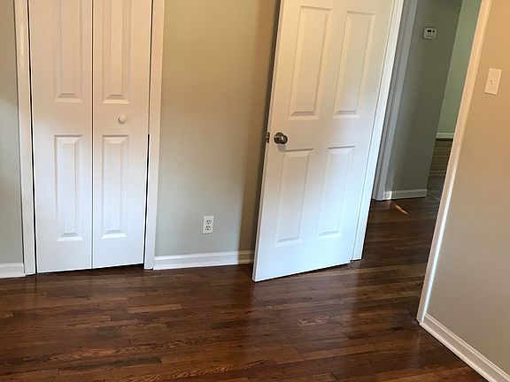 5th image of 22610 Harper Lake Ave