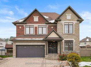 72 Branthaven St, Ottawa, ON K4A 0G9