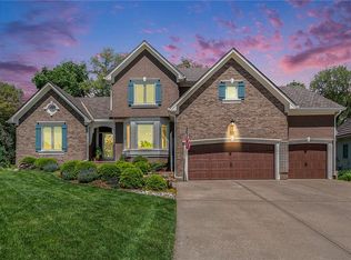 5484 NE Northgate Xing, Lees Summit, MO 64064