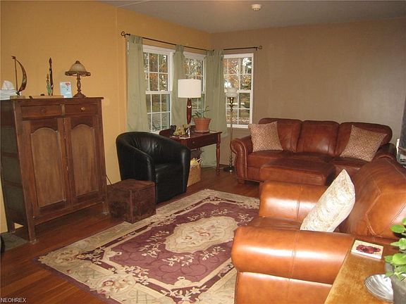 3rd image of 2267 14th St