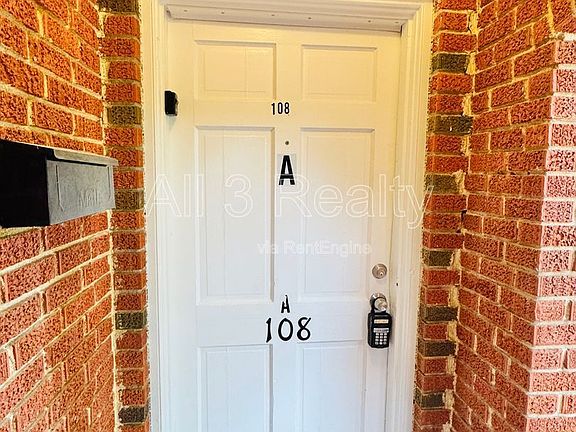 3rd image of 108 Brantwood Dr #A