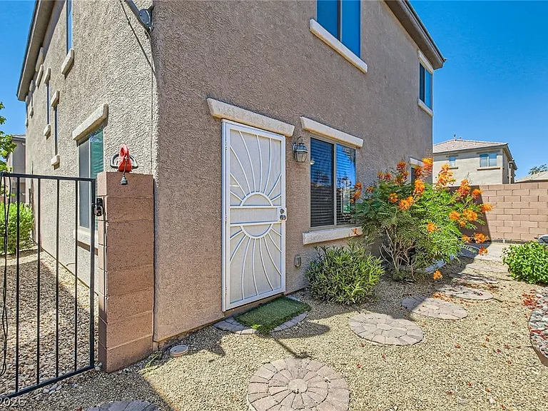 665 Calamus Palm Pl — Photo 28