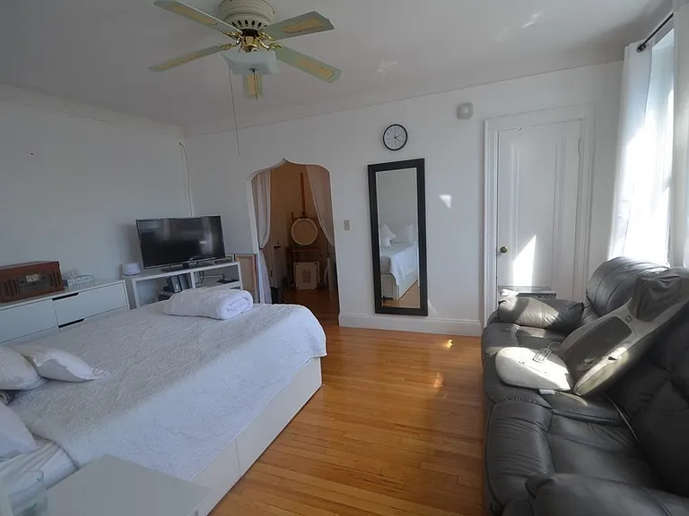 141 Englewood Ave #43 — Photo 3
