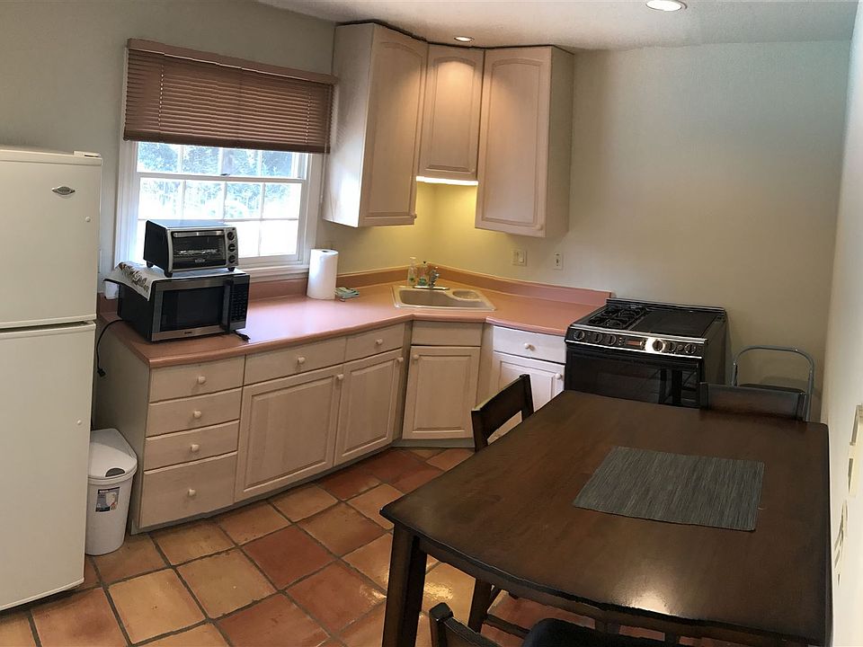 1st image of 14681 Vickery Ave