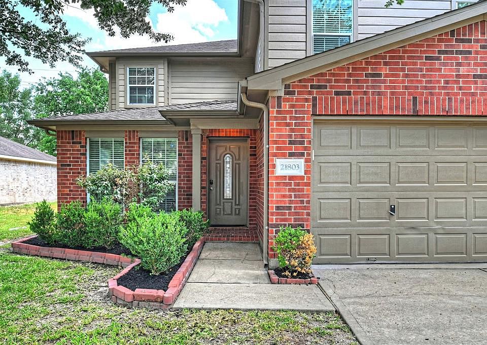 1st image of 21803 Manor Court Dr