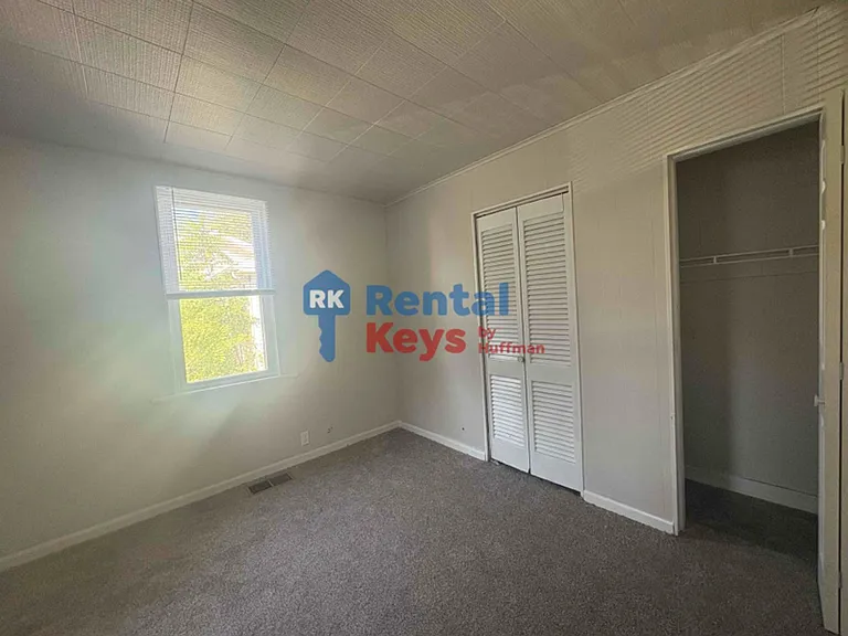 1418 Jackson Ave — Photo 15