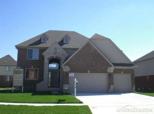 21910 Tesner Dr, Macomb, MI 48044
