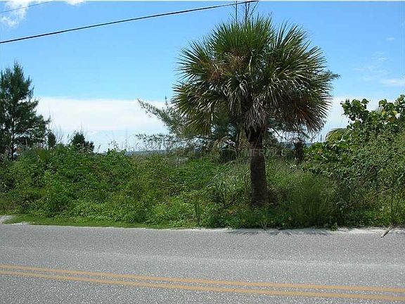 2nd image of 211 N Gulf Blvd