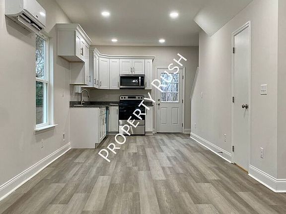 4th image of 144 Signal Hills Dr #142