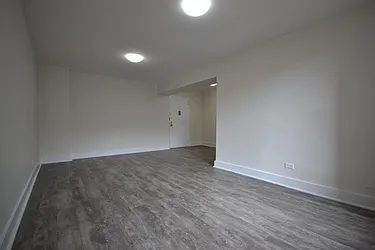 Rented by Silverstein Collection LLC 