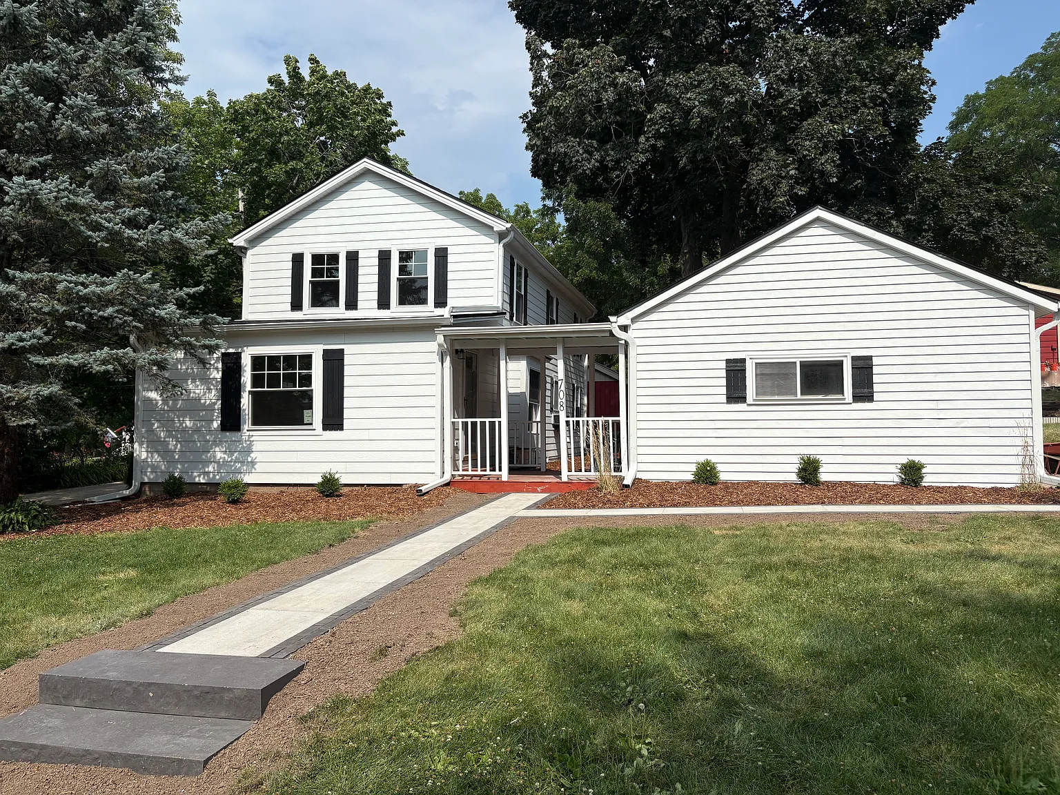 4 bed, 1512 sqft, $3,800 — Photo 1