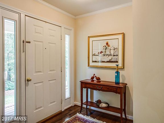 3rd image of 8101 S Woods Dr