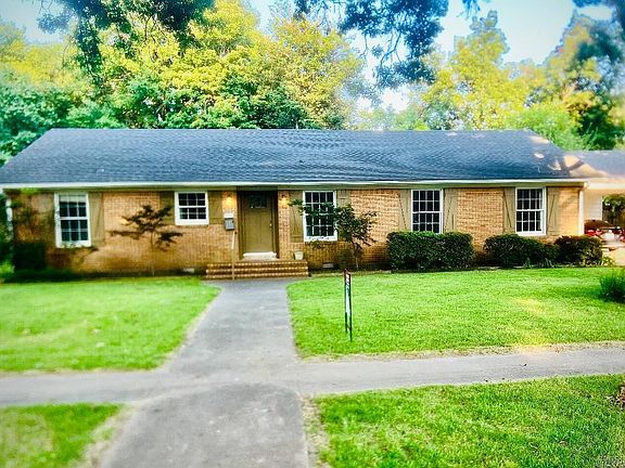2nd image of 1118 Terry Ln