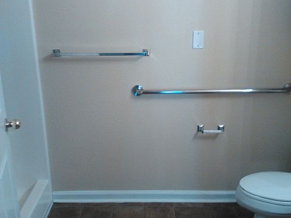 5th image of 813 E Martin St APT 2