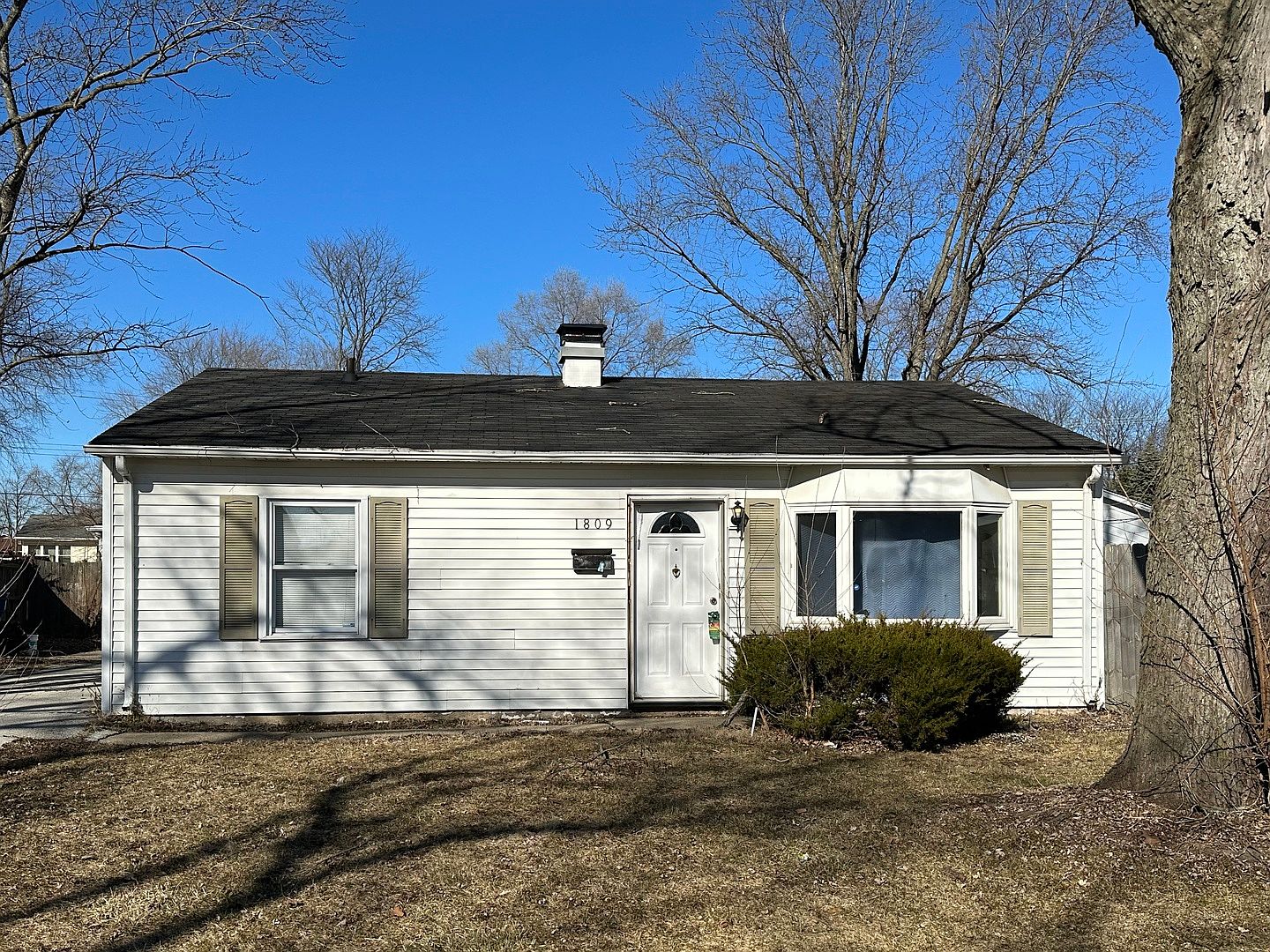 1809 221st St, Sauk Village, IL 60411 Zillow