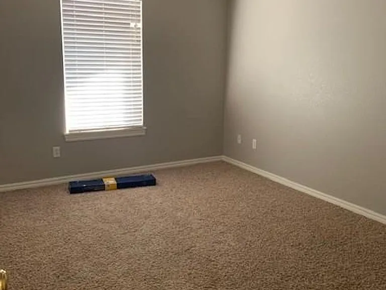 611 Tumbleweed St — Photo 8