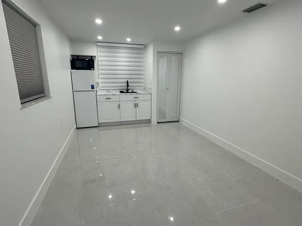 3046 SW 13th St, Miami, FL 33145