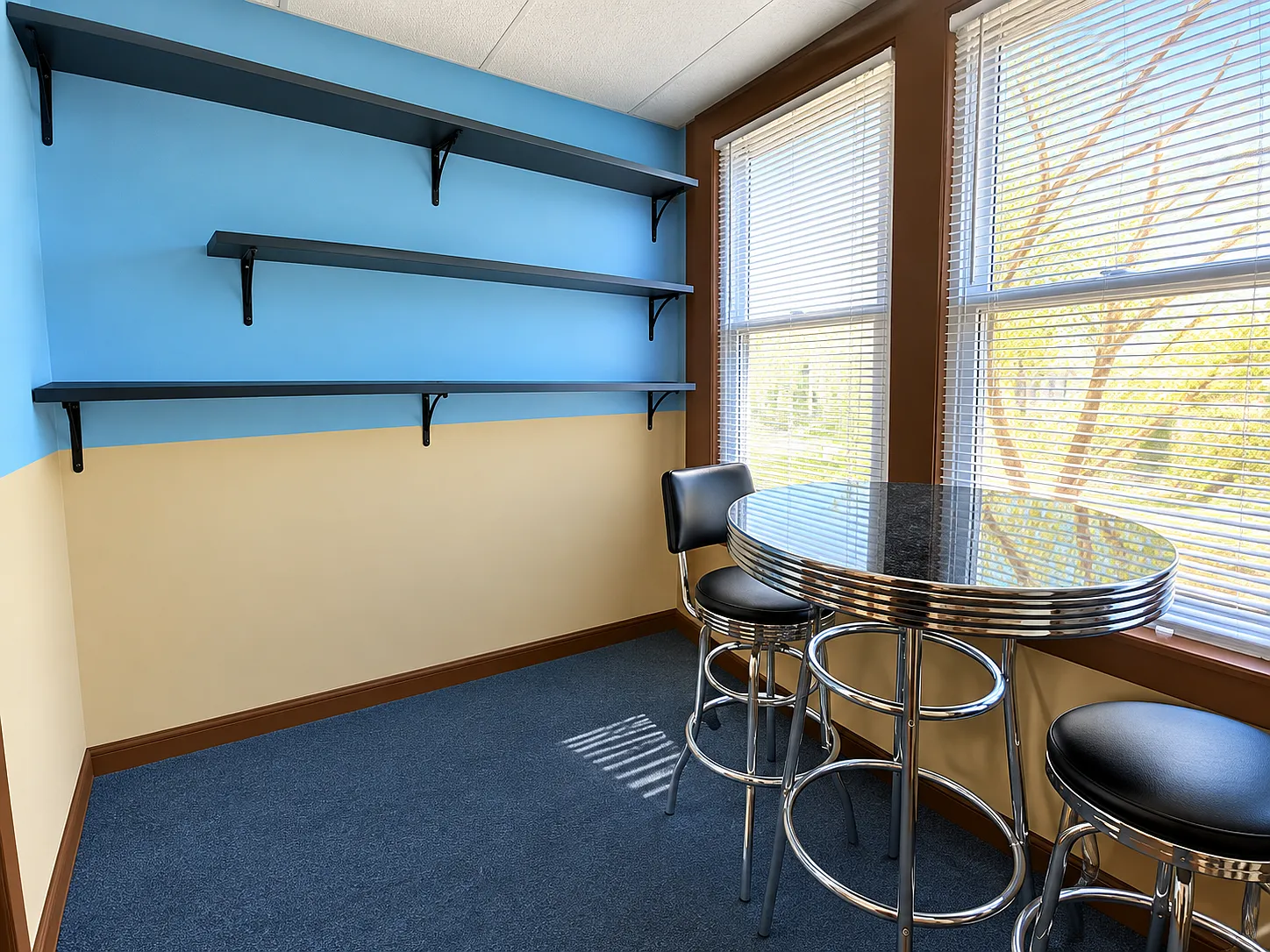 4 bed, $1,700 — Photo 4
