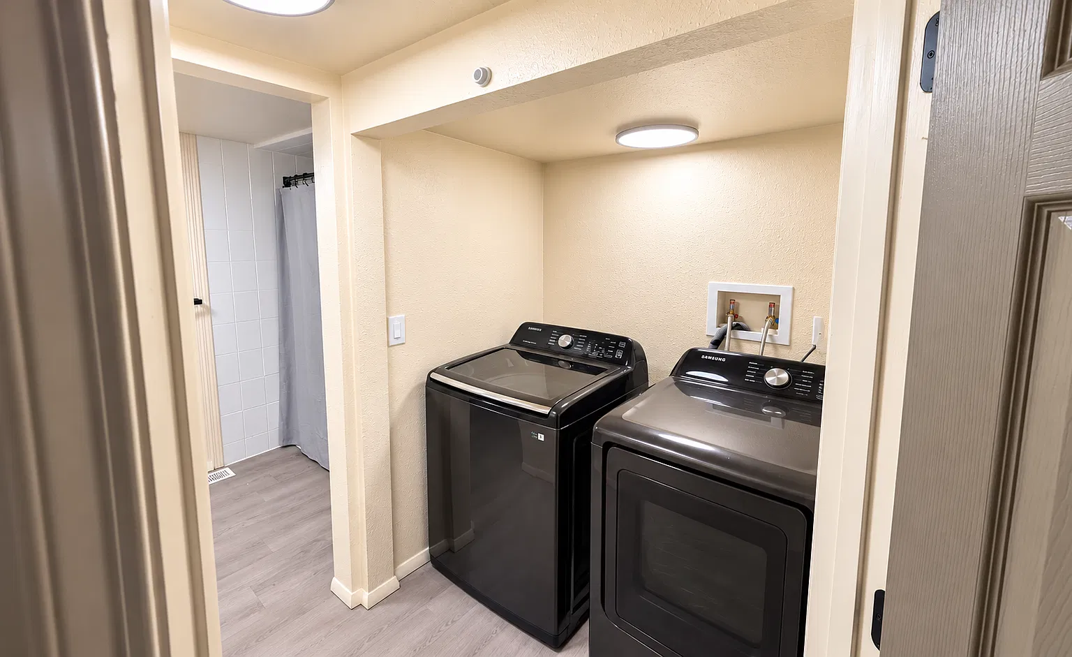 3 bed, 1087 sqft, $2,000 — Photo 4