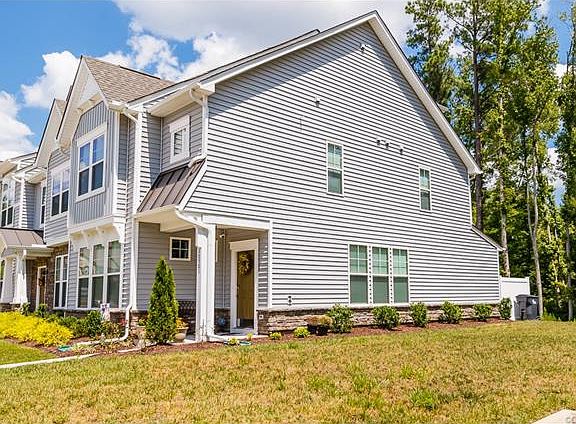 3rd image of 10501 Marions Way #10501
