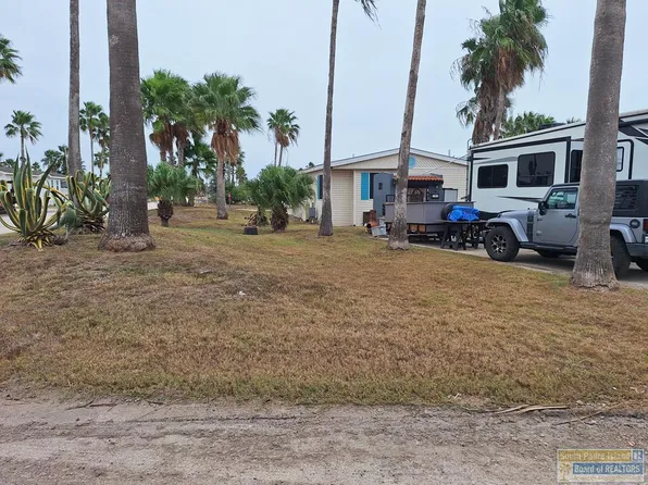 716 E Clam Cir, Port Isabel, TX 78578